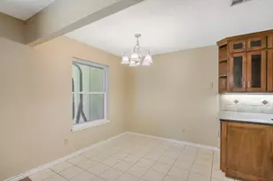 6410 Willow Springs Dr, Arlington, TX 76001 - Photo 5