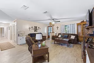 [Address not provided], Ennis, TX 75119 - Photo 11