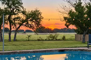 2609 Oaks Dr, Granbury, TX 76049 - Photo 1