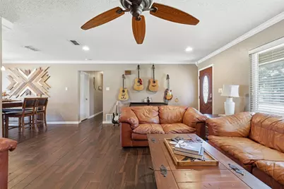 2609 Oaks Drive, Granbury, TX 76049 - Photo 11