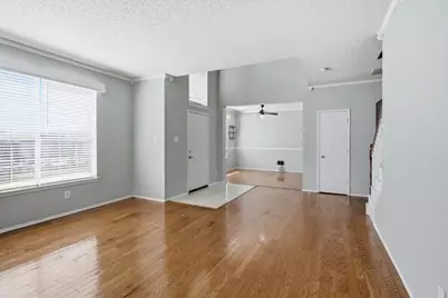 204 Newport Drive, Van Alstyne, TX 75495 - Photo 5
