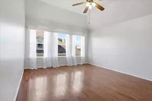 204 Newport Dr, Van Alstyne, TX 75495 - Photo 19