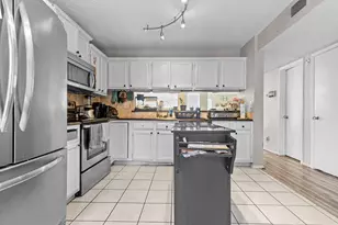 4613 Waterway Dr N, Fort Worth, TX 76137 - Photo 9