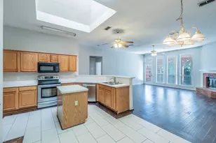 3913 Orlando Springs Dr, Fort Worth, TX 76123 - Photo 7