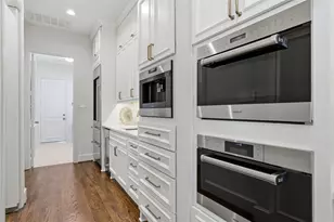 4105 Walnut Meadow Ln, Dallas, TX 75229 - Photo 17