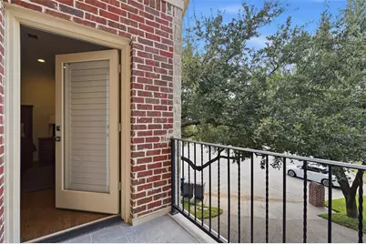 4105 Walnut Meadow Lane, Dallas, TX 75229 - Photo 31