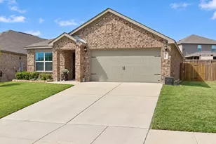 220 Drifter Dr, Newark, TX 76071 - Photo 3
