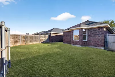 2221 Bridle Path Drive, Lancaster, TX 75146 - Photo 33