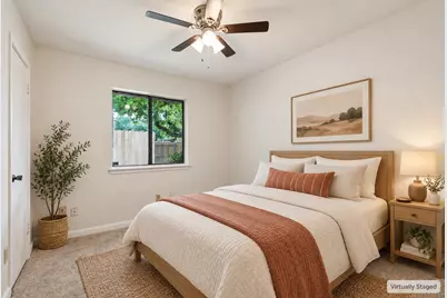 210 E Amberway Lane, Garland, TX 75040 - Photo 7