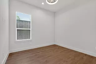 3210 Carpenter Ave, Dallas, TX 75215 - Photo 31