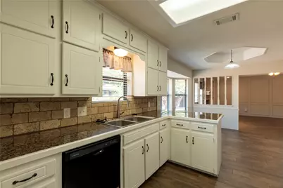 2617 Nantucket Court, Bedford, TX 76022 - Photo 9