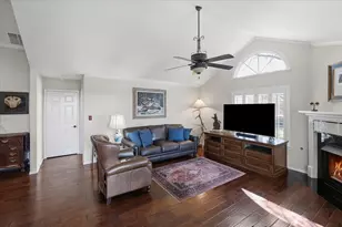 6137 Haley Ln, Fort Worth, TX 76132 - Photo 9