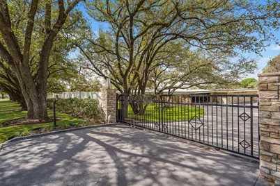 4400 Ridgehaven Road, Fort Worth, TX 76116 - Photo 3