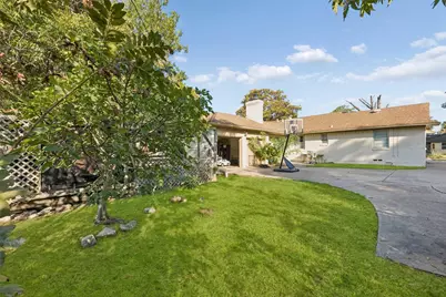 132 W Kenwood Drive, Garland, TX 75041 - Photo 27
