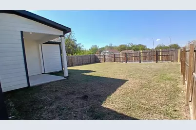 1700 E 10th Avenue, Corsicana, TX 75110 - Photo 7