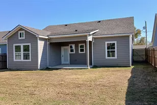 1704 E 10th Ave, Corsicana, TX 75110 - Photo 3