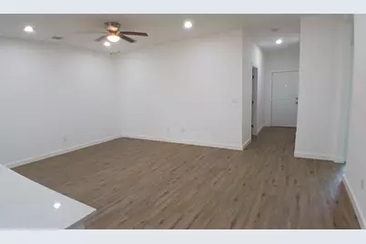 1704 E 10th Avenue, Corsicana, TX 75110 - Photo 9