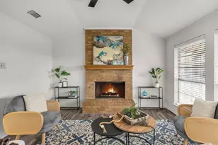 554 Briarcliff Dr, Garland, TX 75043 - Photo 5