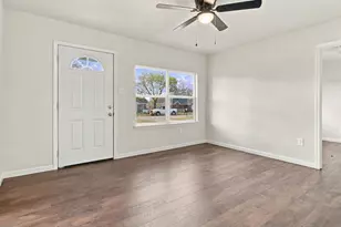 8814 Spaugh Ct, White Settlement, TX 76108 - Photo 5