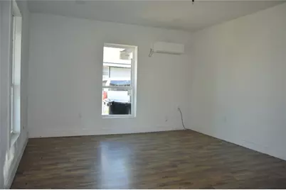 1613 Jones Street, Greenville, TX 75401 - Photo 5