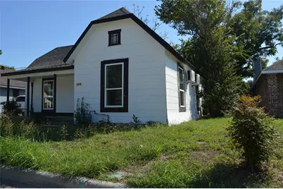 1613 Jones Street, Greenville, TX 75401 - Photo 3