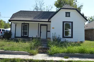 1613 Jones St, Greenville, TX 75401 - Photo 1