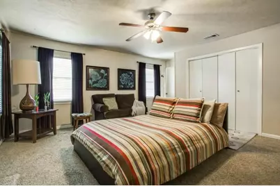 3801 Eugene Court N, Irving, TX 75062 - Photo 15