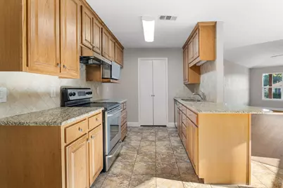 1315 Chapel Downs Road, Waco, TX 76712 - Photo 11