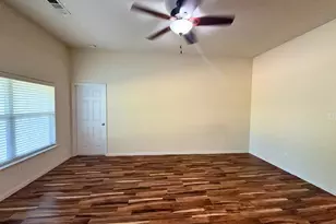 10009 Iron Ridge Dr, Fort Worth, TX 76140 - Photo 3