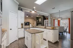 807 Muirfield Dr, Mansfield, TX 76063 - Photo 19