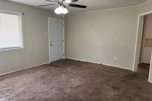 1311 W Water St, Weatherford, TX 76086 - Photo 3