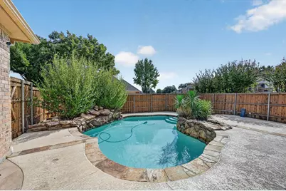 512 Renfro Court, Irving, TX 75063 - Photo 15