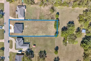 2204 Albert Broadfoot St, Bonham, TX 75418 - Photo 23