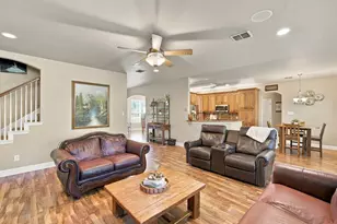 1909 Nancy Jane Cir, Garland, TX 75043 - Photo 15