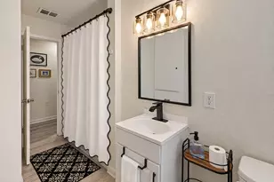 5537 Wheaton Dr, Fort Worth, TX 76133 - Photo 11
