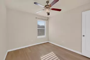 1305 Hearthstone Dr, Burleson, TX 76028 - Photo 21