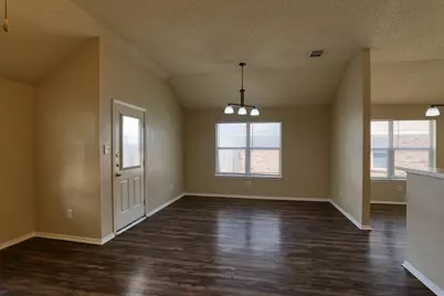 612 Pineview Lane, Fort Worth, TX 76140 - Photo 9