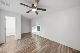 1103 Bell Dr, Greenville, TX 75401 - Photo 7