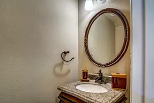 1040 Lucy Ln, Allen, TX 75013 - Photo 23