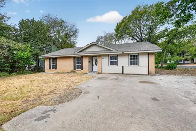 2023 N Bell Avenue, Denton, TX 76209 - Photo 3