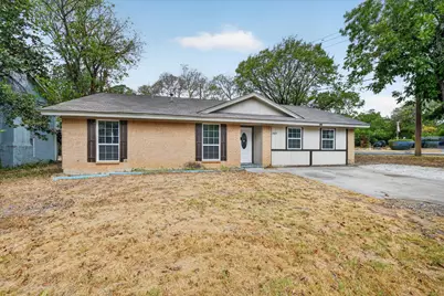 2023 N Bell Avenue, Denton, TX 76209 - Photo 1