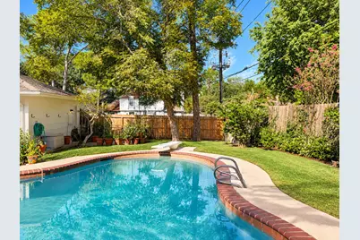 10734 Candlewood Drive, Houston, TX 77042 - Photo 27