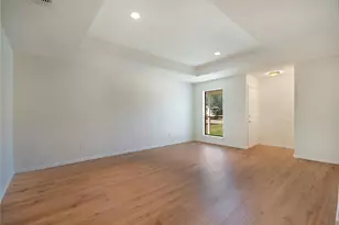 3723 Hulen Park Cir, Fort Worth, TX 76123 - Photo 5