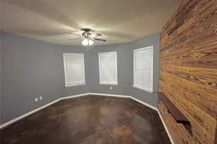 1012 Triple Crown Dr, Fort Worth, TX 76179 - Photo 13