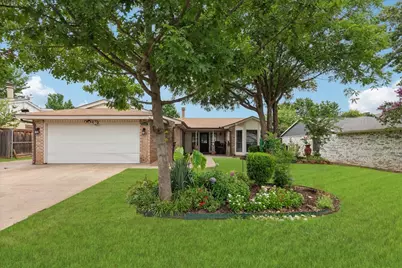 2604 Driskill Drive, Euless, TX 76039 - Photo 3