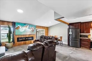 2604 Driskill Dr, Euless, TX 76039 - Photo 5
