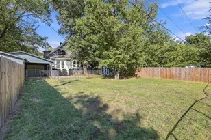 512 E Main St, Whitesboro, TX 76273 - Photo 35
