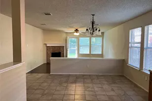1547 Thornhill Ln, Little Elm, TX 75068 - Photo 3