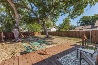 2002 Seevers Avenue, Dallas, TX 75216 - Photo 11