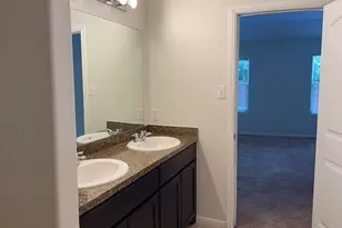 945 Loftin St, Crowley, TX 76036 - Photo 7